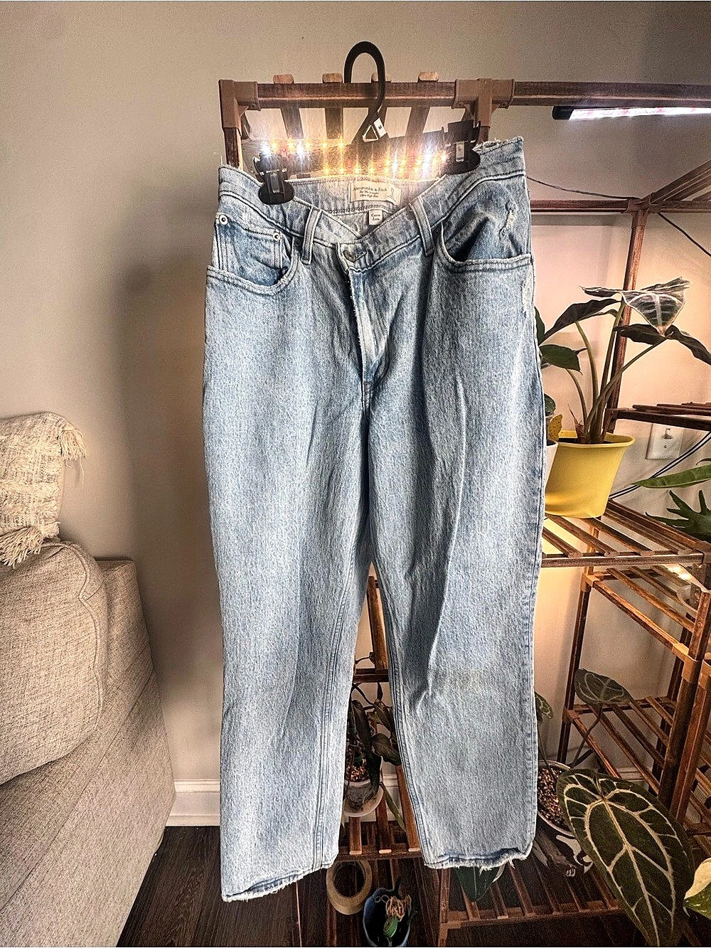 Abercrombie & Fitch Curve Love The 90s Straight Ultra High Rise 90s Straight